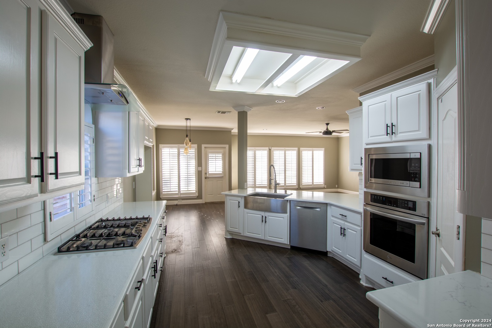19711 Sunset Meadows