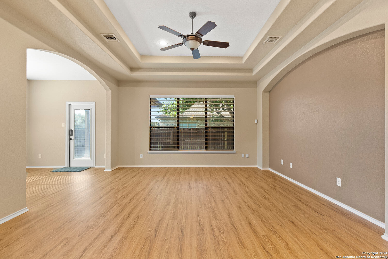 9902 AMBERG PATH