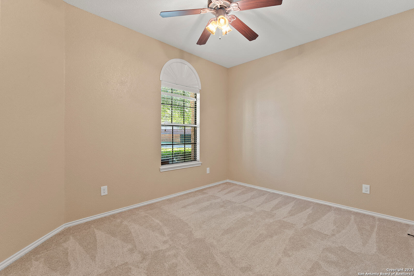 9902 AMBERG PATH
