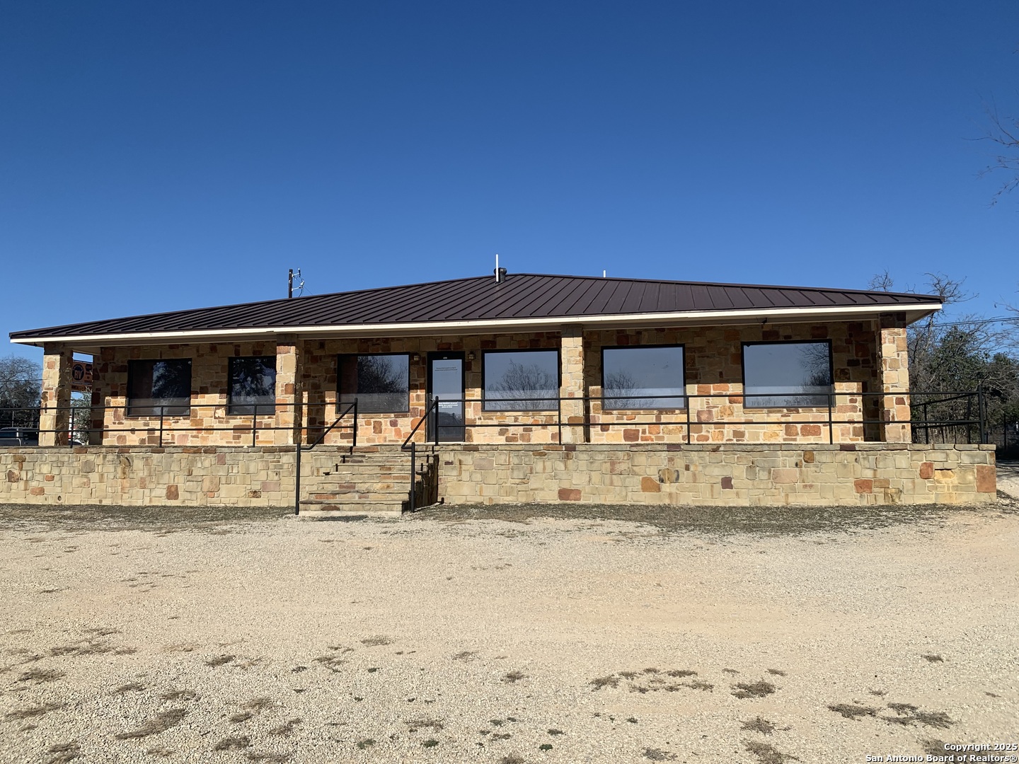 14157 N HWY 16