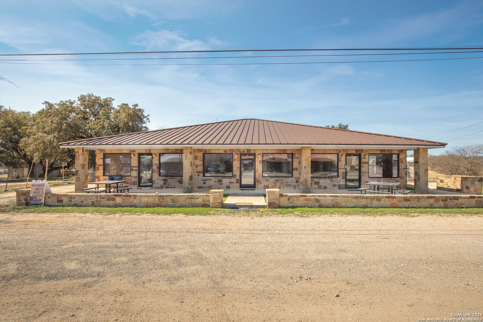 14157 N HWY 16