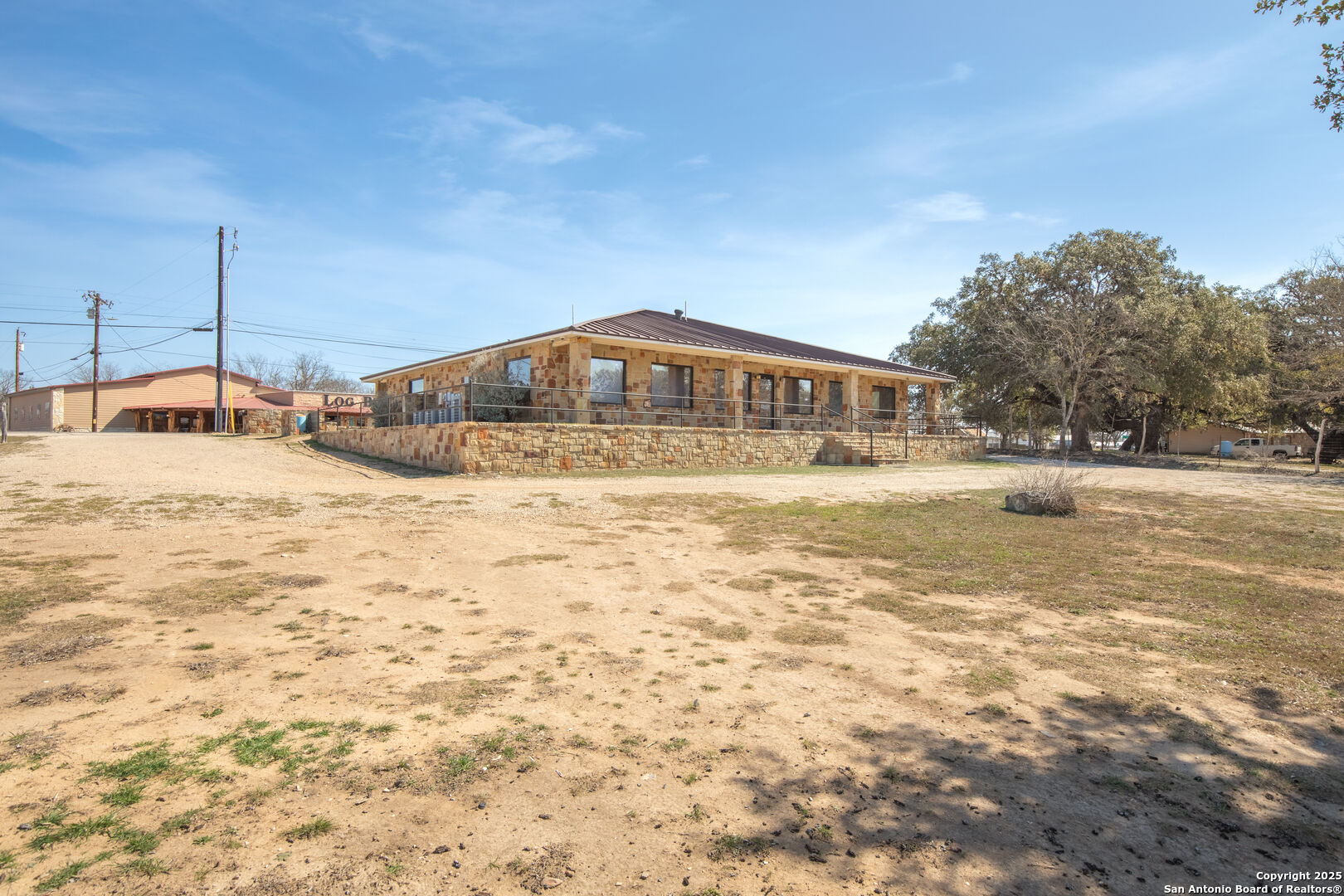 14157 N HWY 16