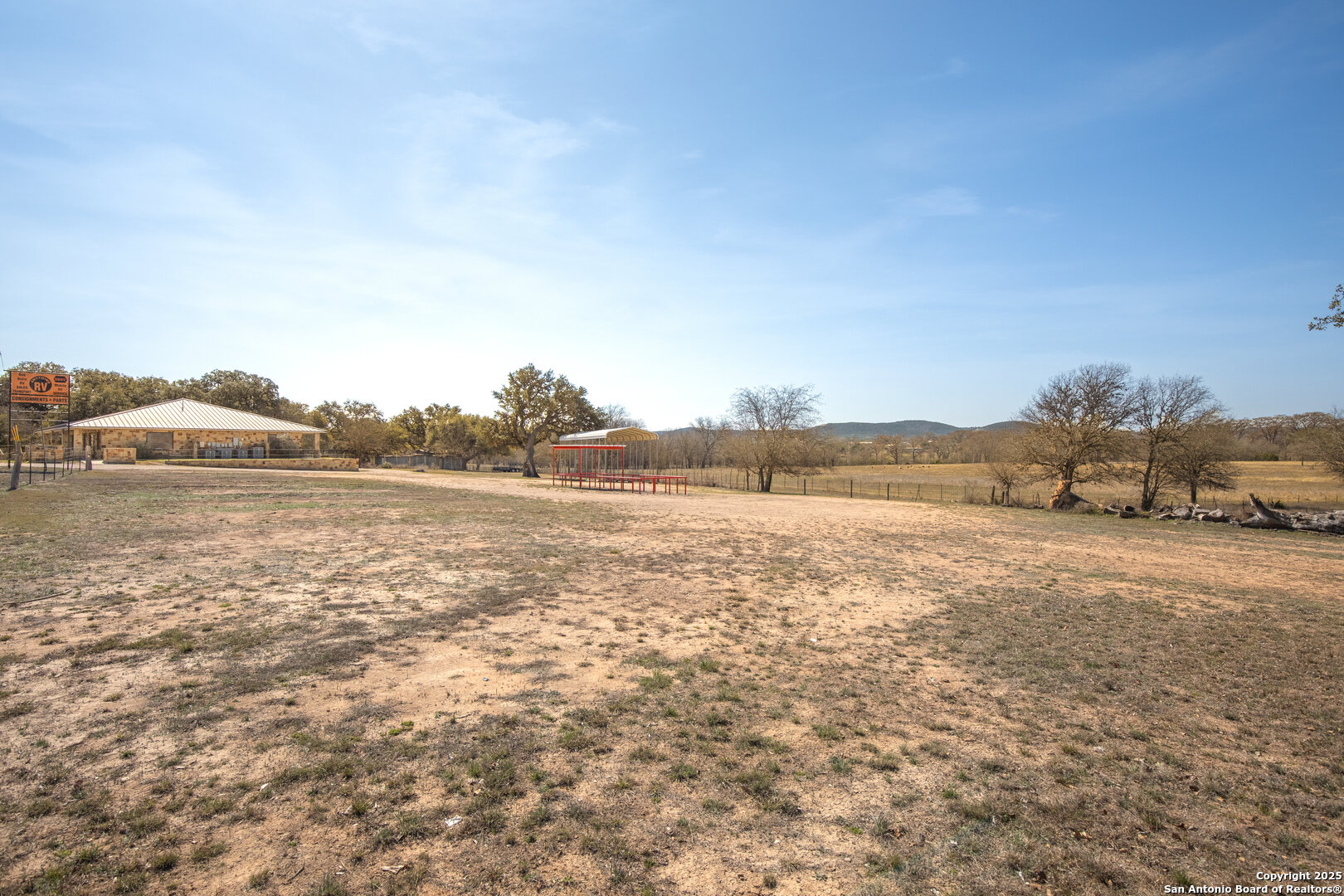 14157 N HWY 16