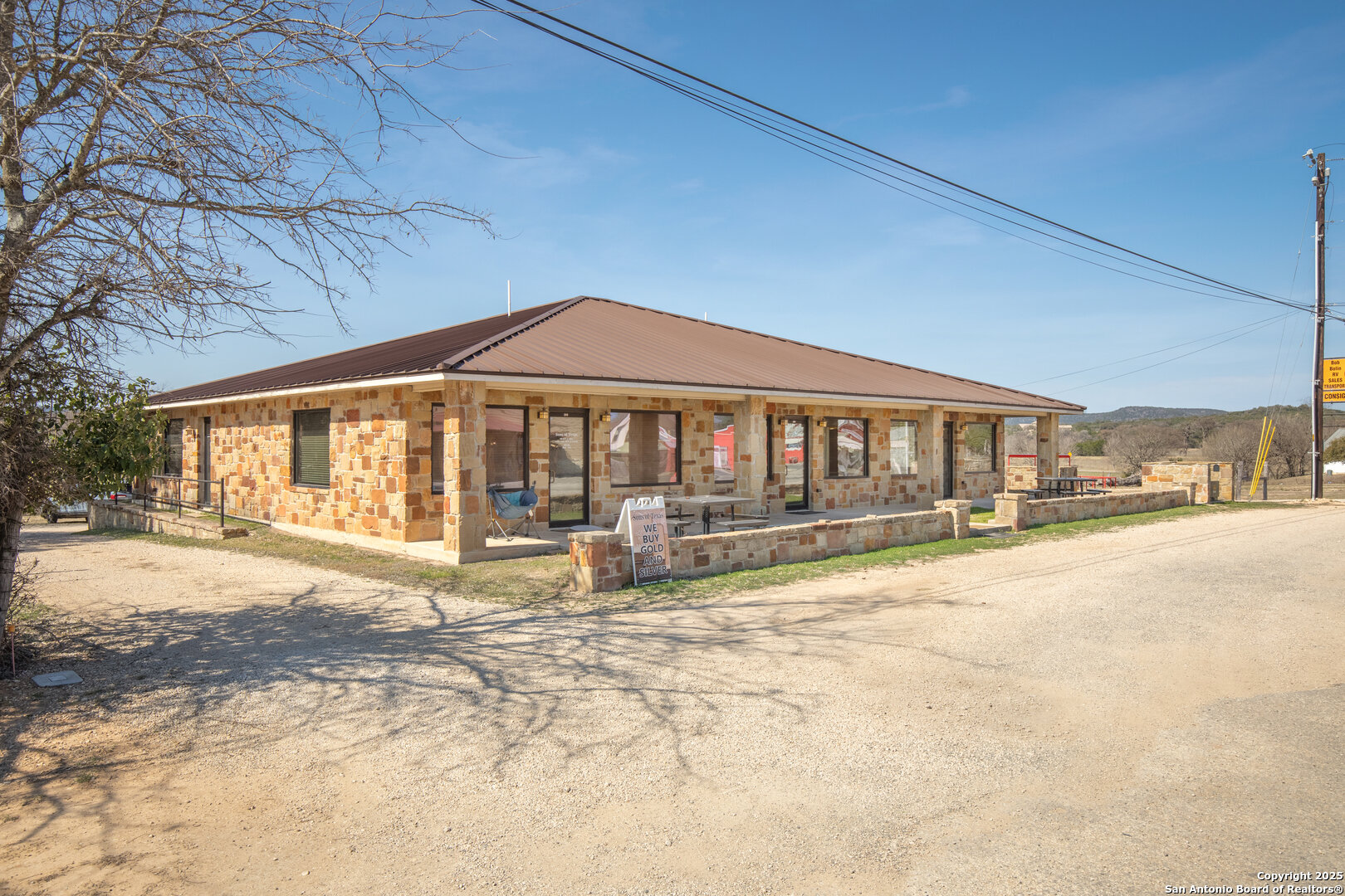 14157 N HWY 16