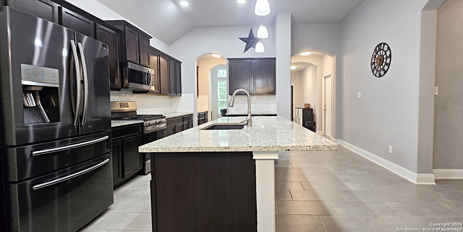 5823 Calaveras Way