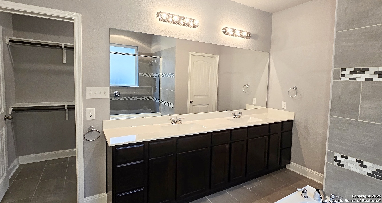 5823 Calaveras Way