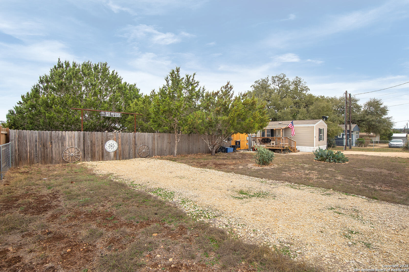 225 private road 1514