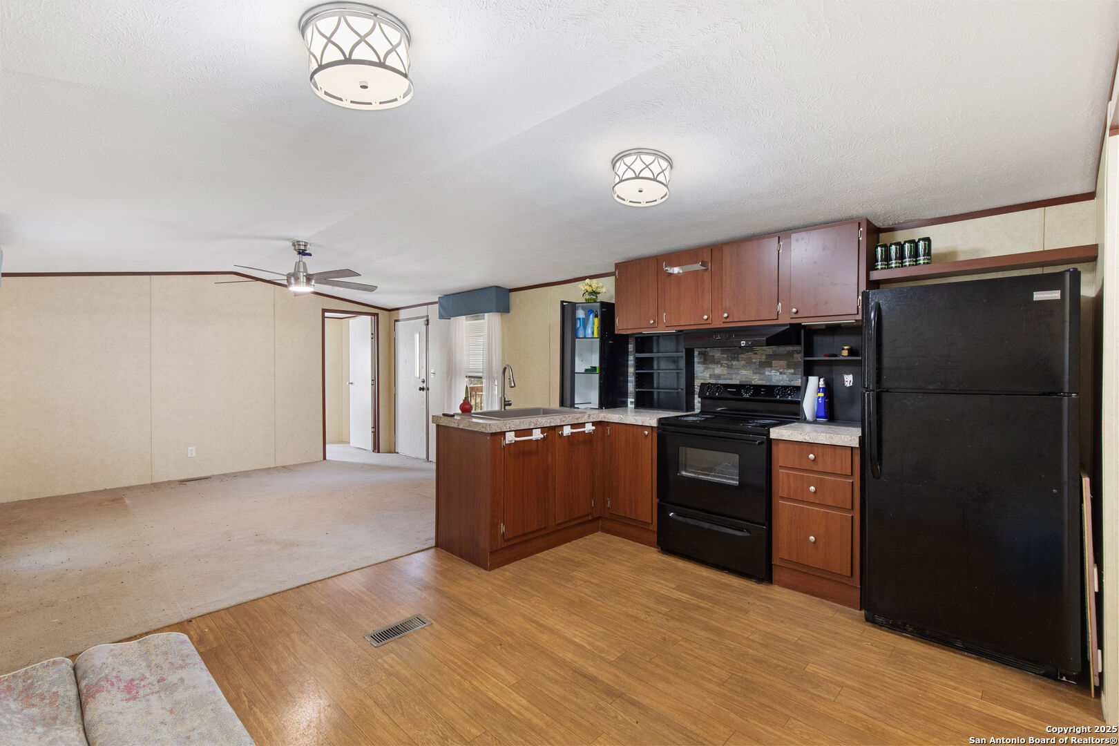 225 private road 1514