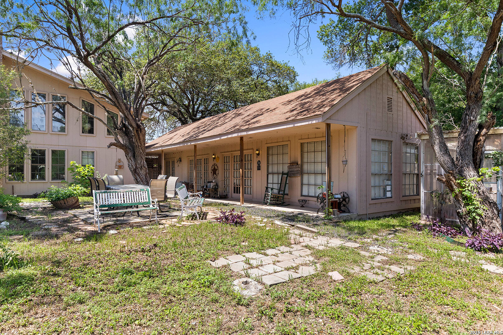 4708 Pecan Grove
