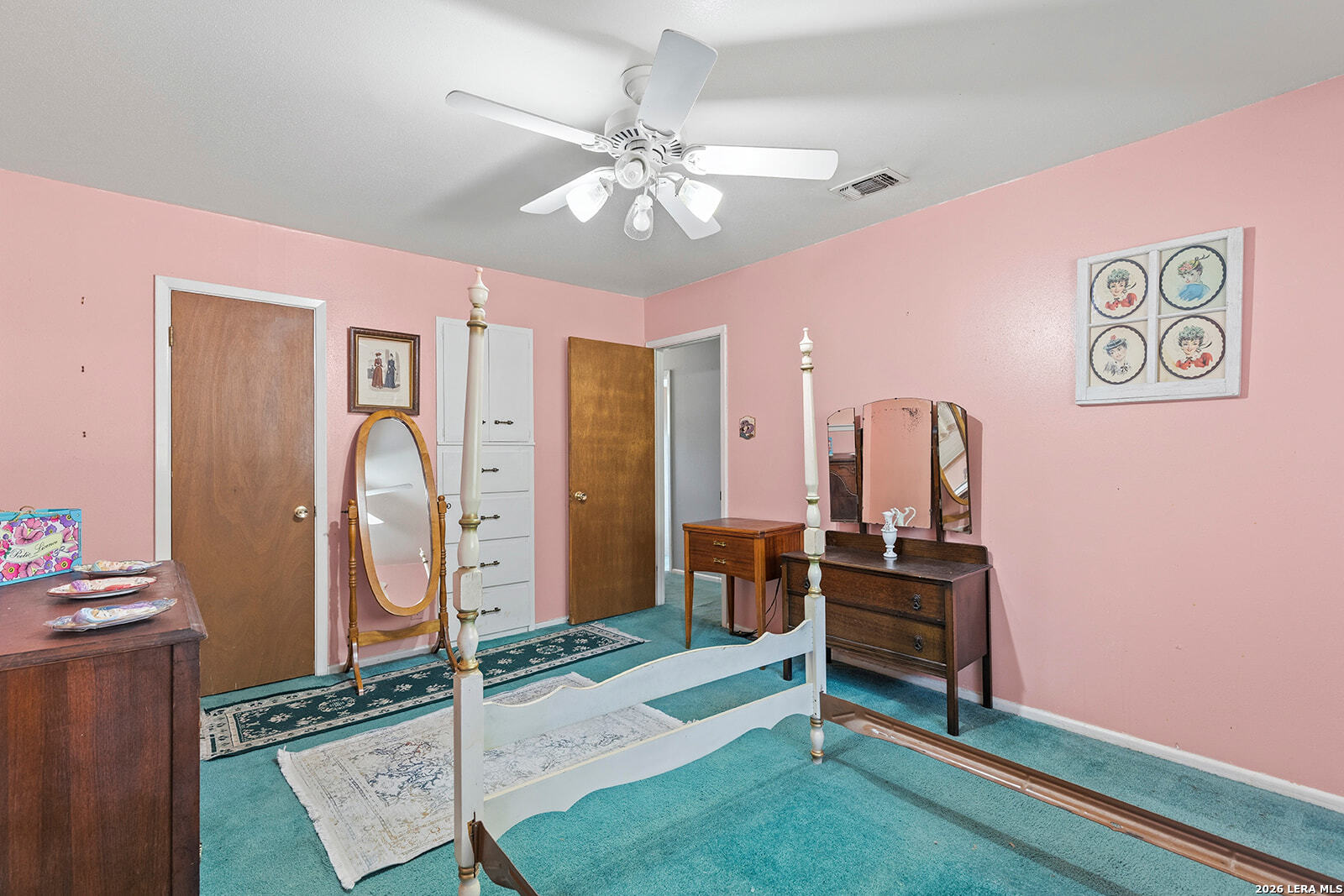 4708 Pecan Grove