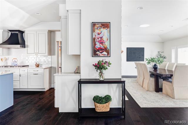 3330 S Columbine Circle