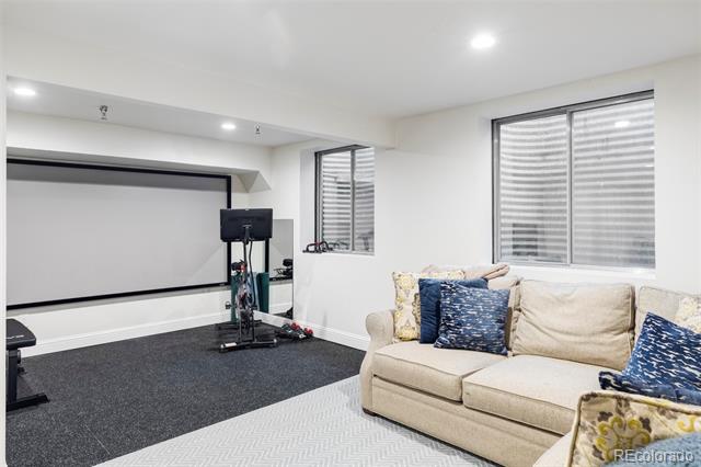 3330 S Columbine Circle