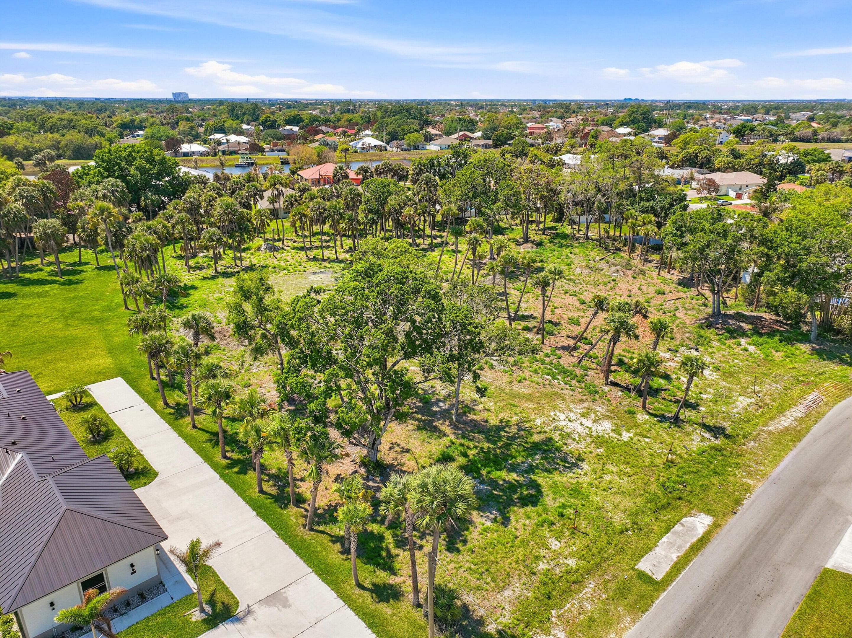 2008 SW Leafy Road, Port St. Lucie