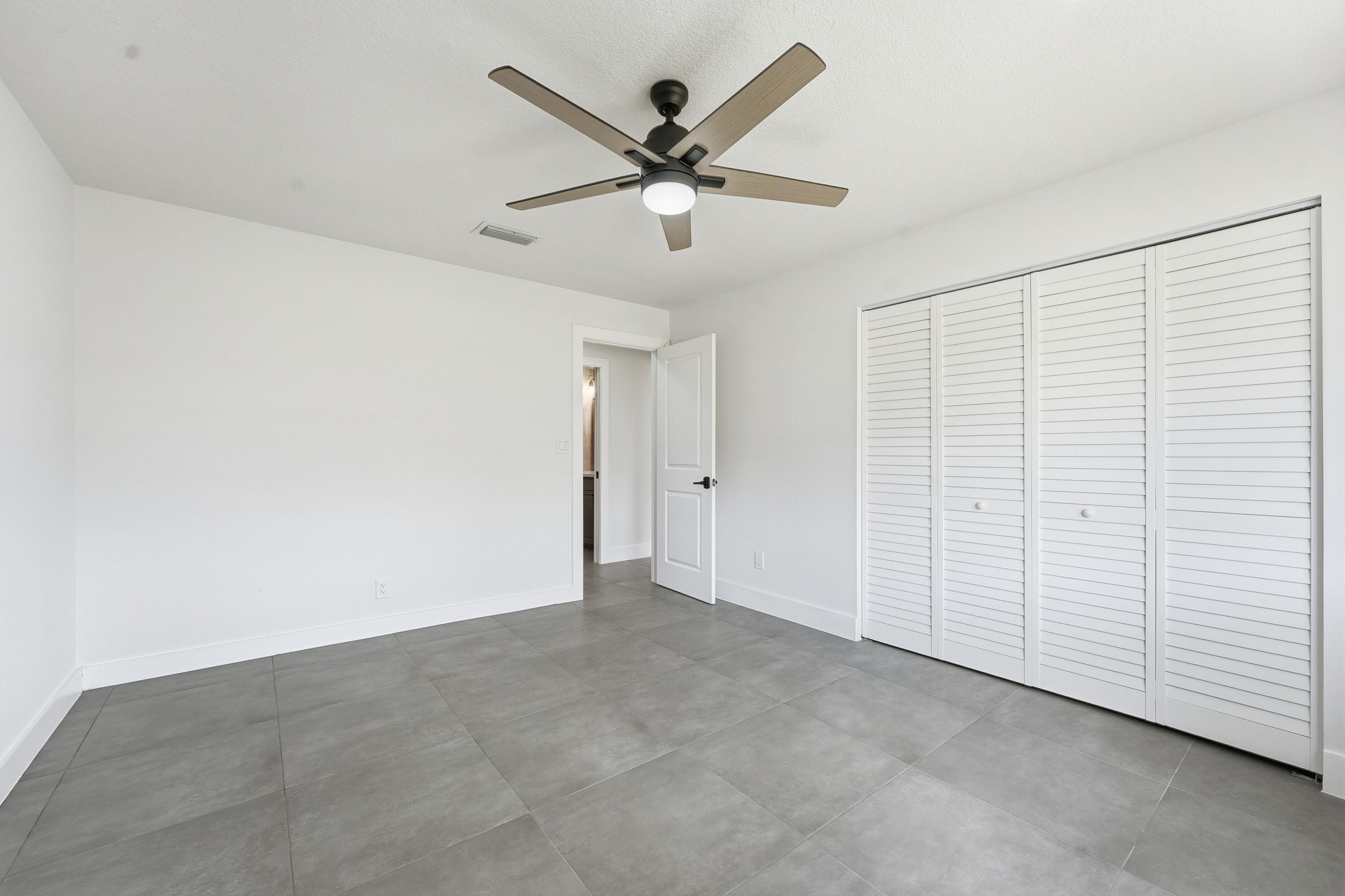 203 Manatee Lane A