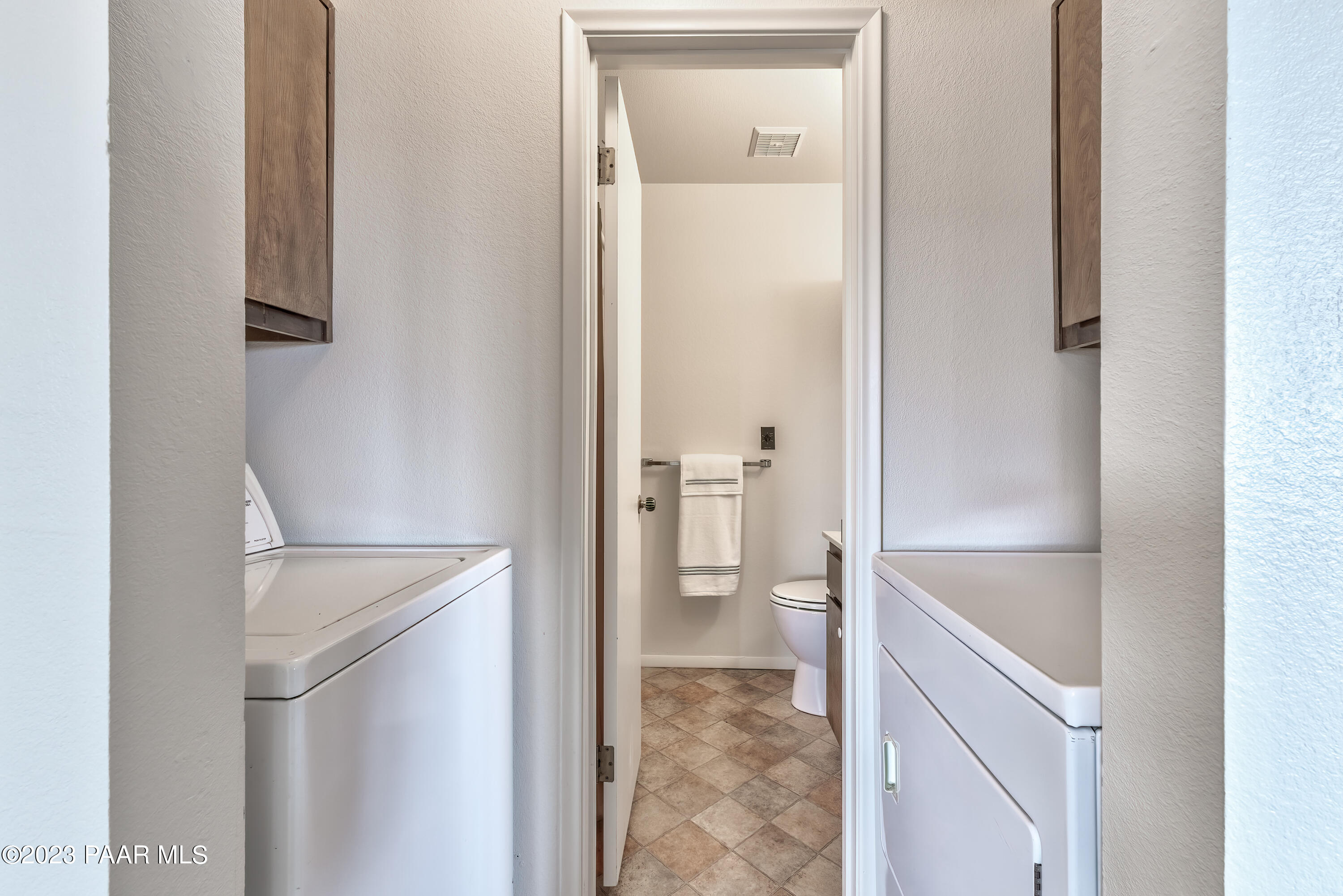 11050 E Manzanita Trail