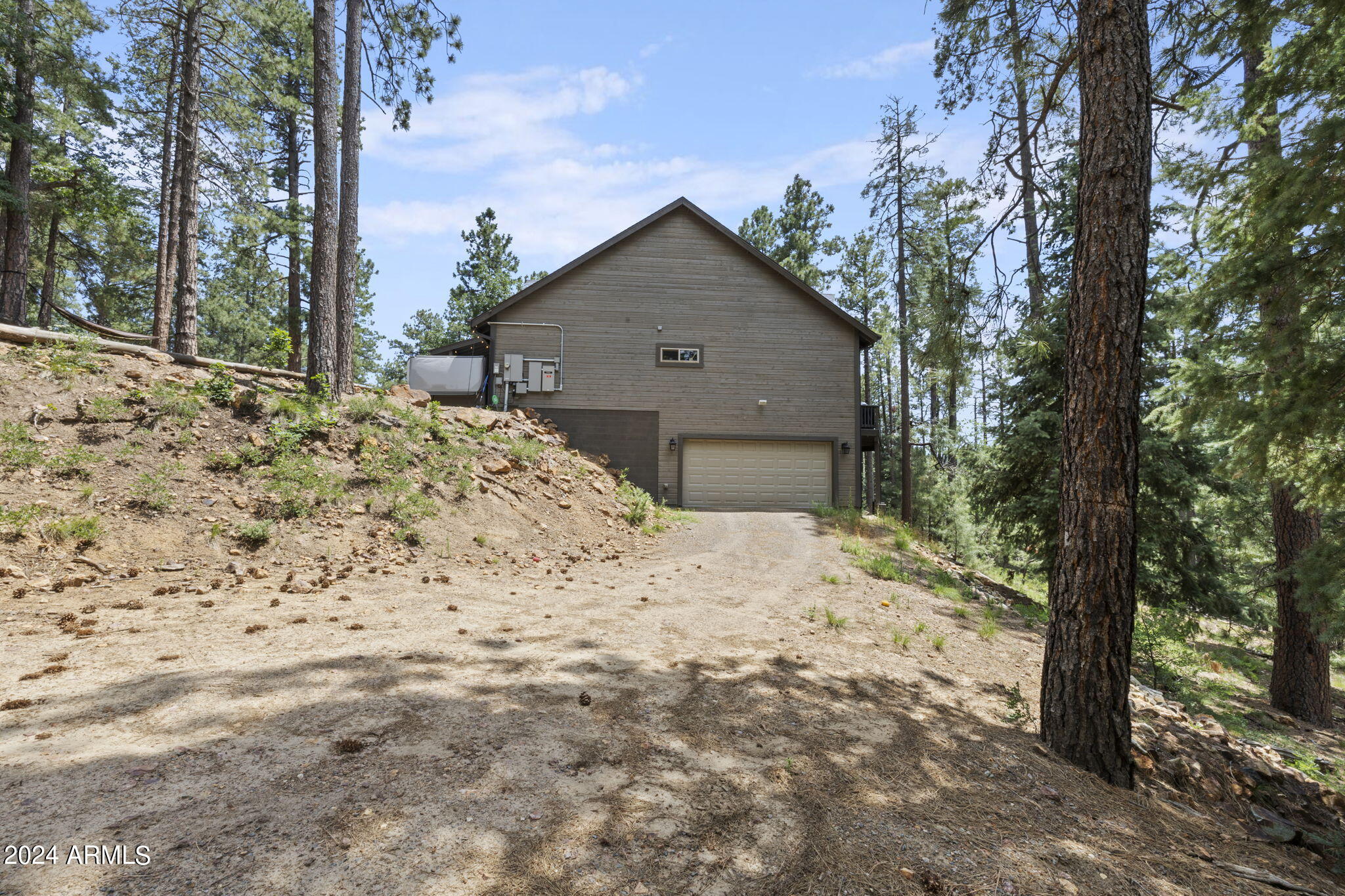 3280 E WALKER Road