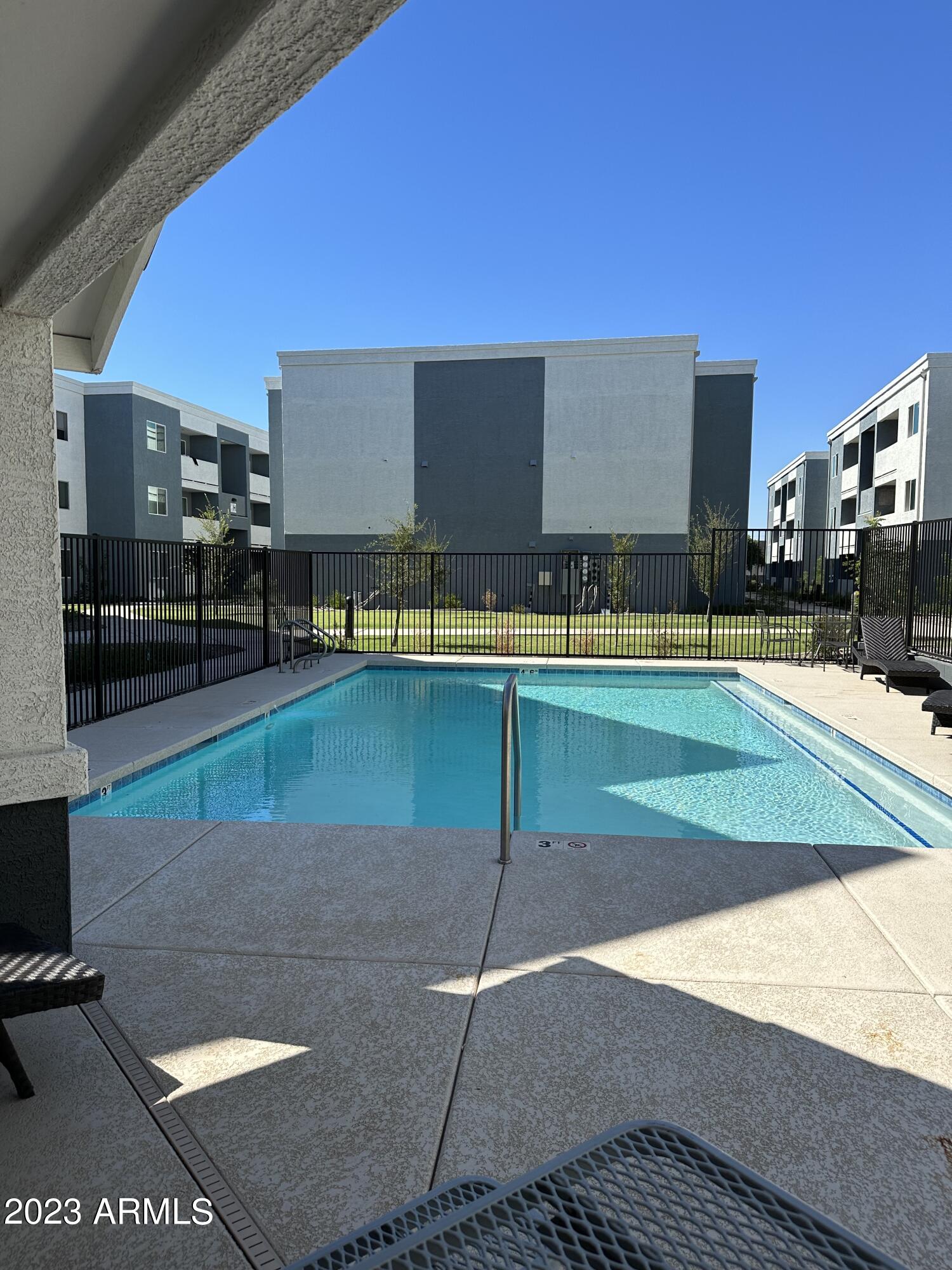 12925 W GREENWAY Road, 55