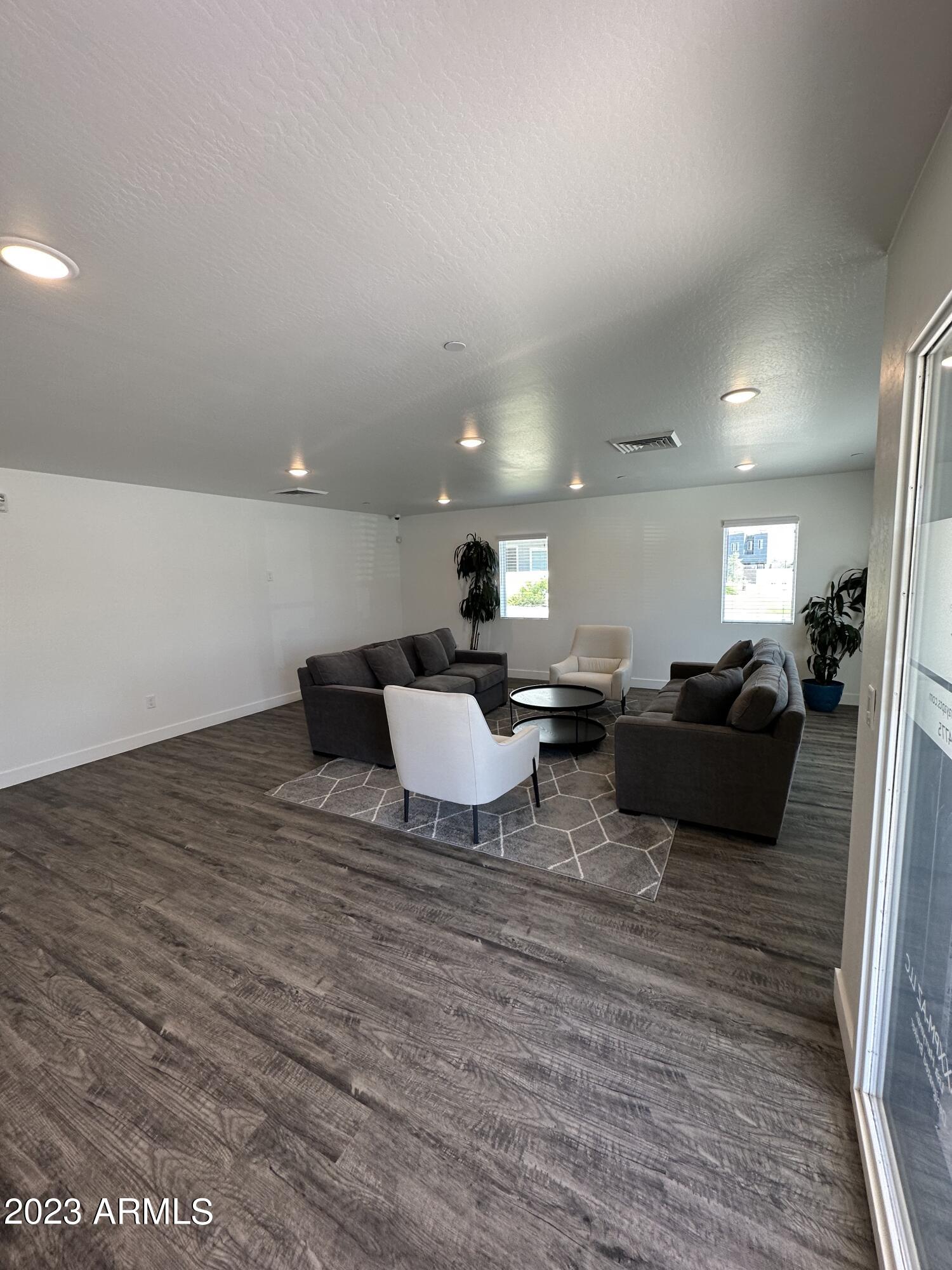 12925 W GREENWAY Road, 55