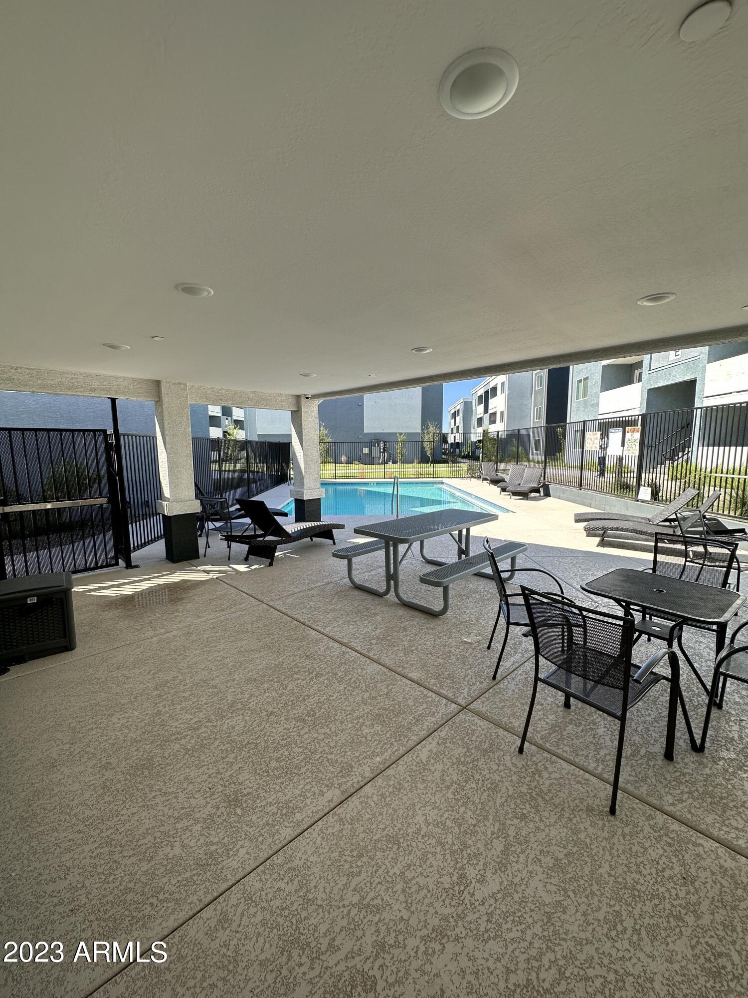 12925 W GREENWAY Road, 55