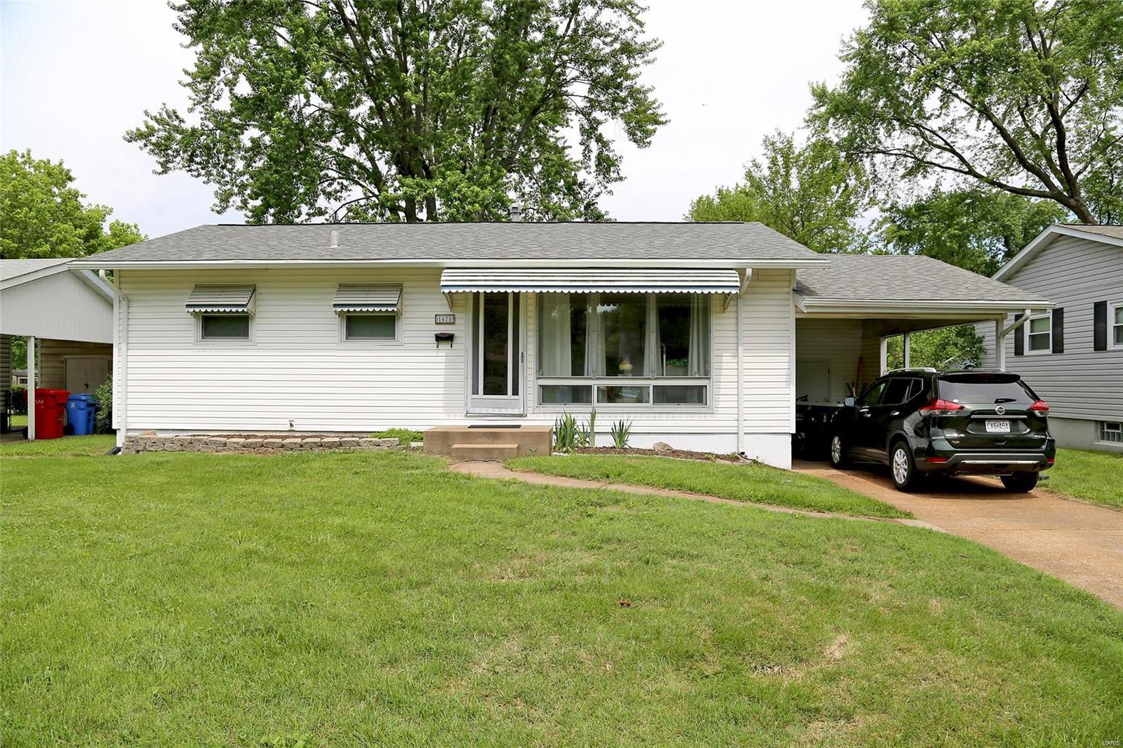 1675 Fernbrook Drive
