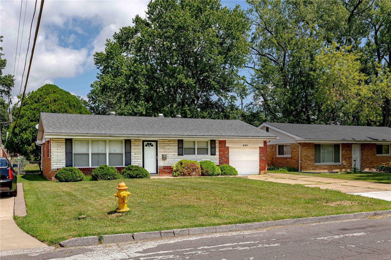 845 Lebon Drive