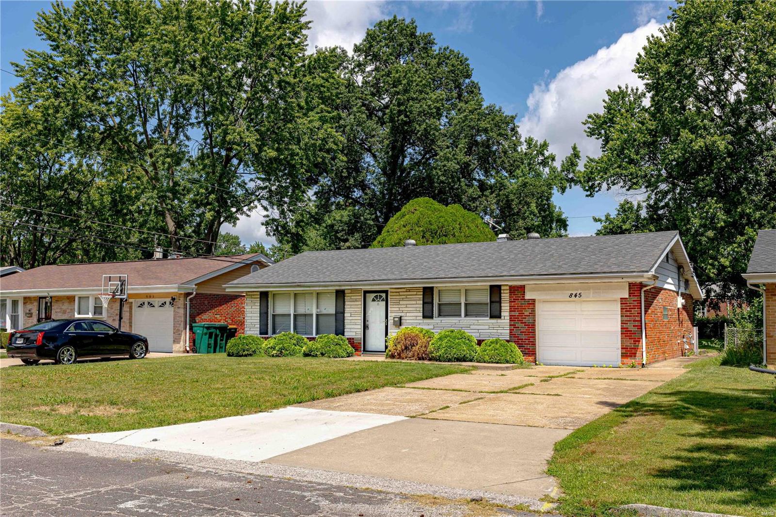 845 Lebon Drive