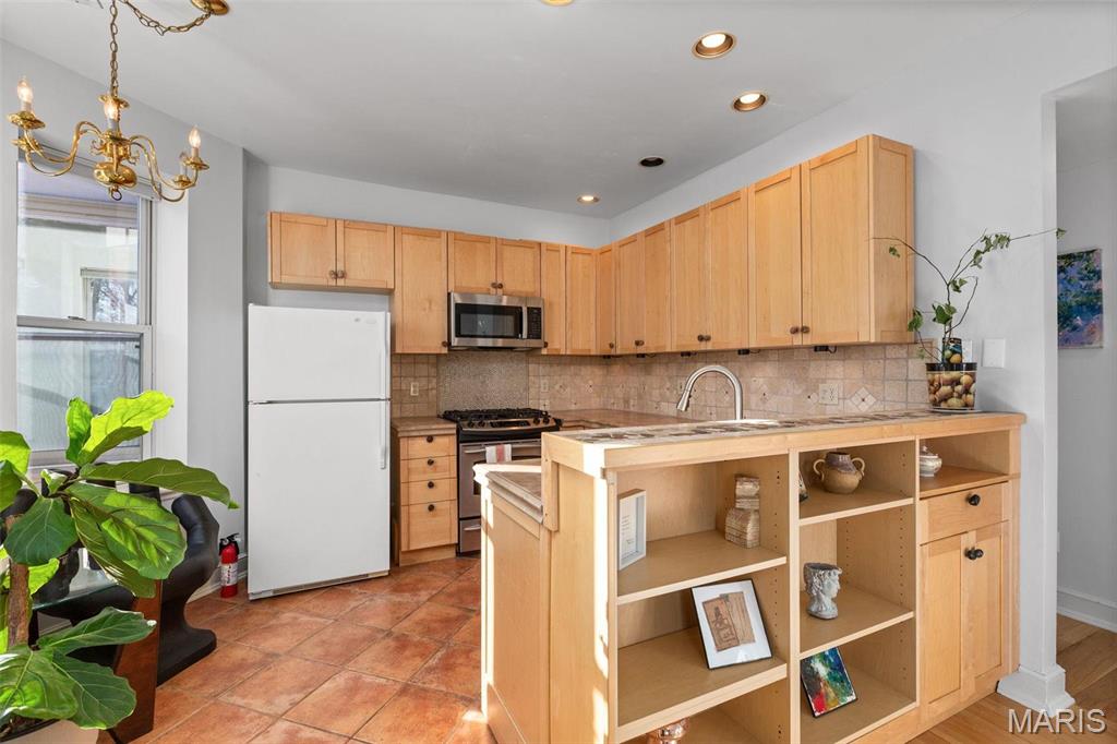 5900 Nina Place Unit: 1
