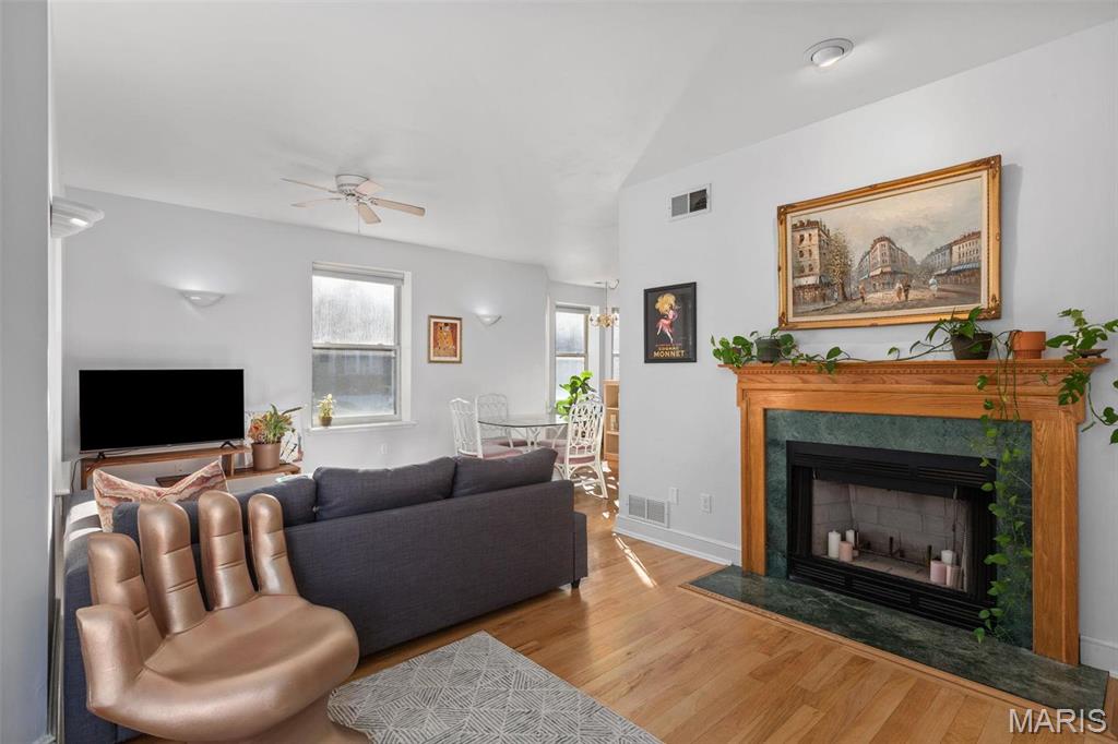 5900 Nina Place Unit: 1