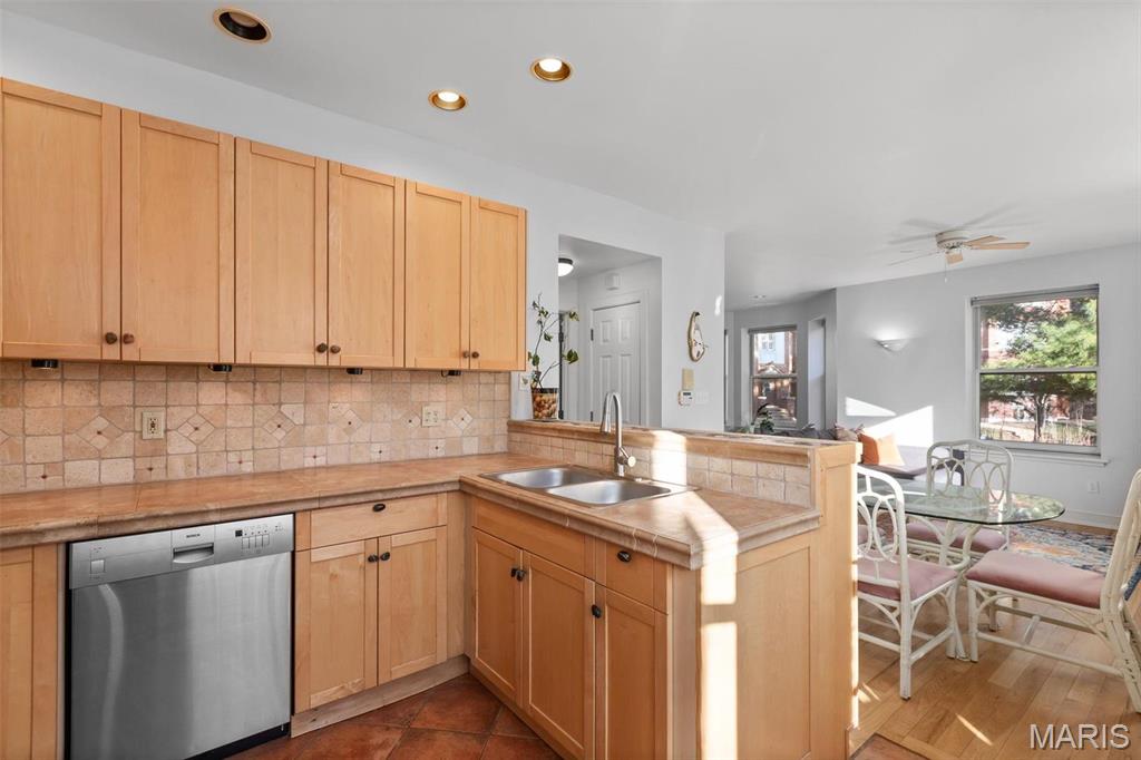 5900 Nina Place Unit: 1