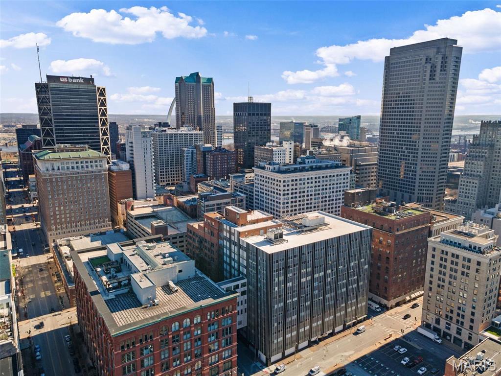 1010 Saint Charles Street Unit: 904