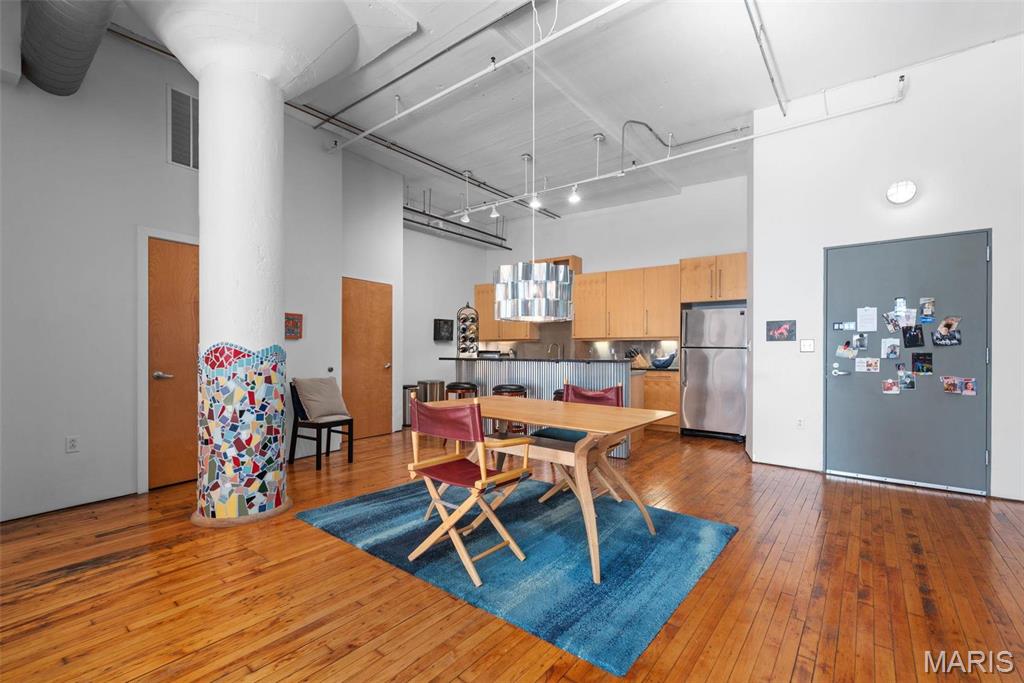 1010 Saint Charles Street Unit: 904