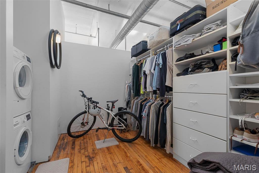 1010 Saint Charles Street Unit: 904