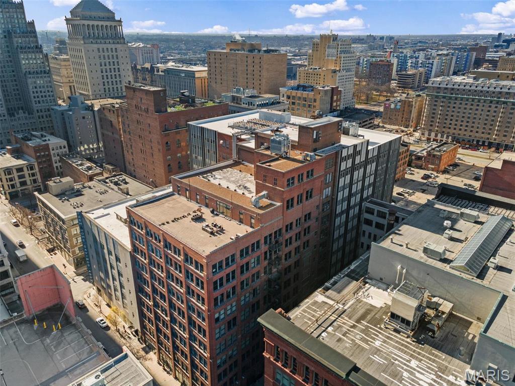 1010 Saint Charles Street Unit: 904