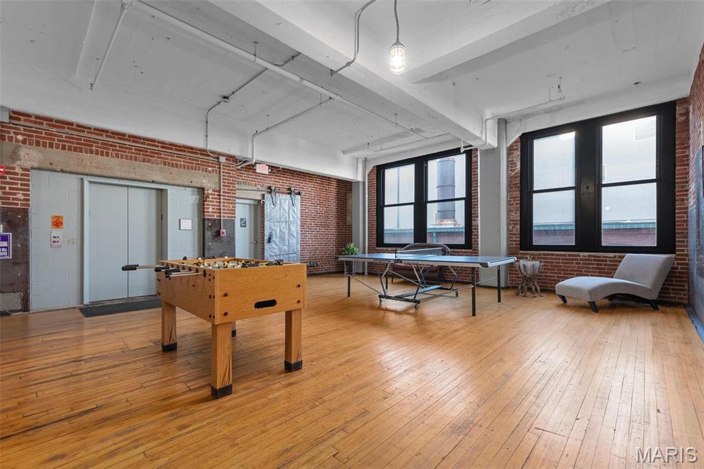 1010 Saint Charles Street Unit: 904