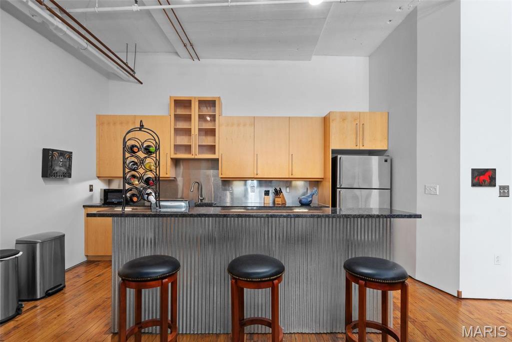 1010 Saint Charles Street Unit: 904