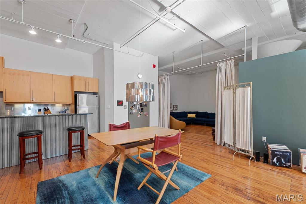 1010 Saint Charles Street Unit: 904