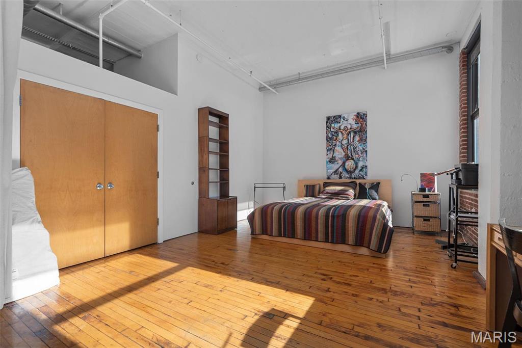 1010 Saint Charles Street Unit: 904