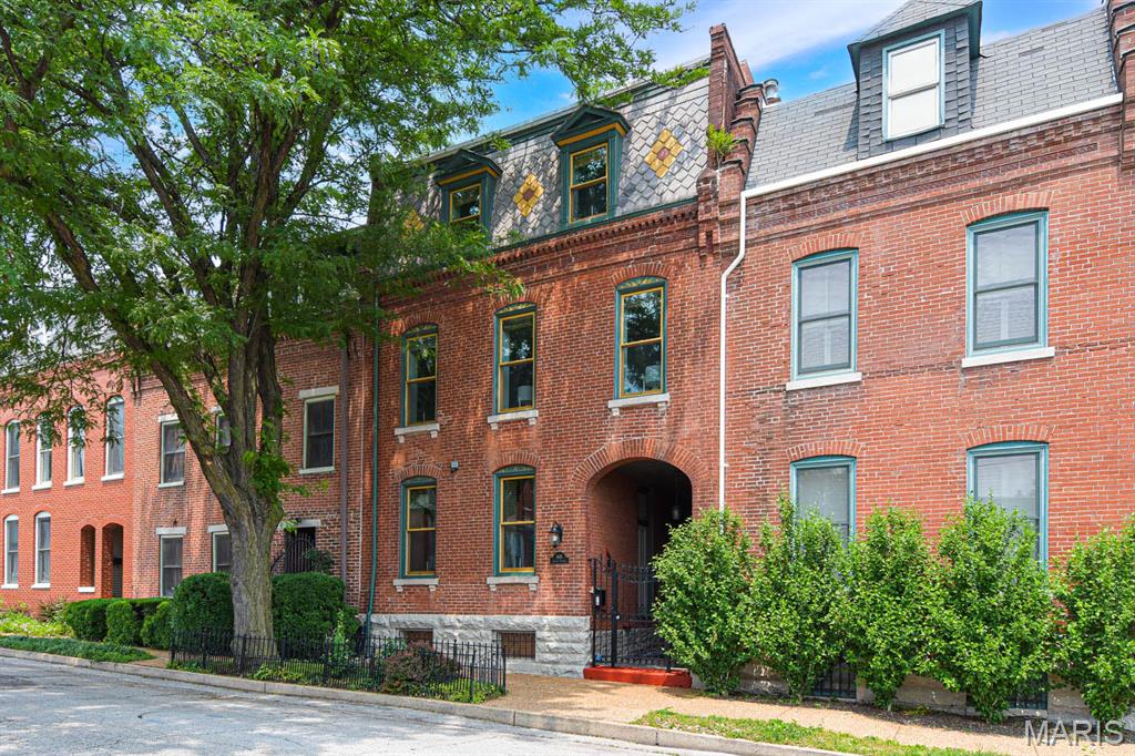 805 Allen Avenue