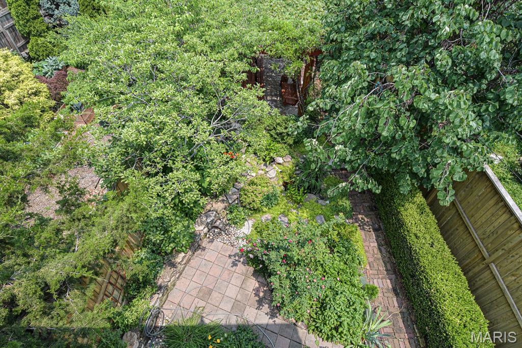 805 Allen Avenue