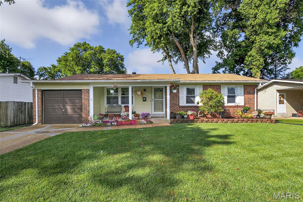 1080 Lees Lane