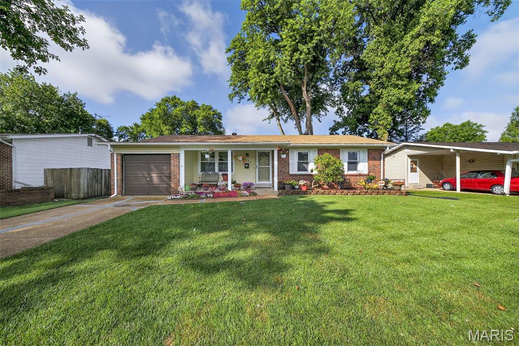 1080 Lees Lane