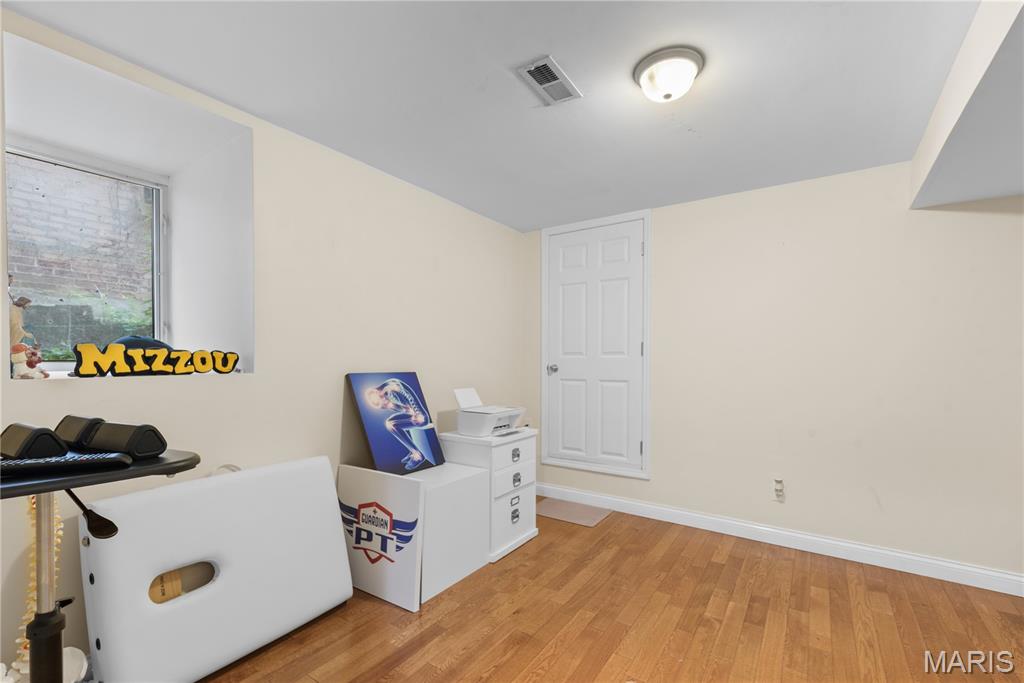 4317 Maryland Avenue Unit: 1E