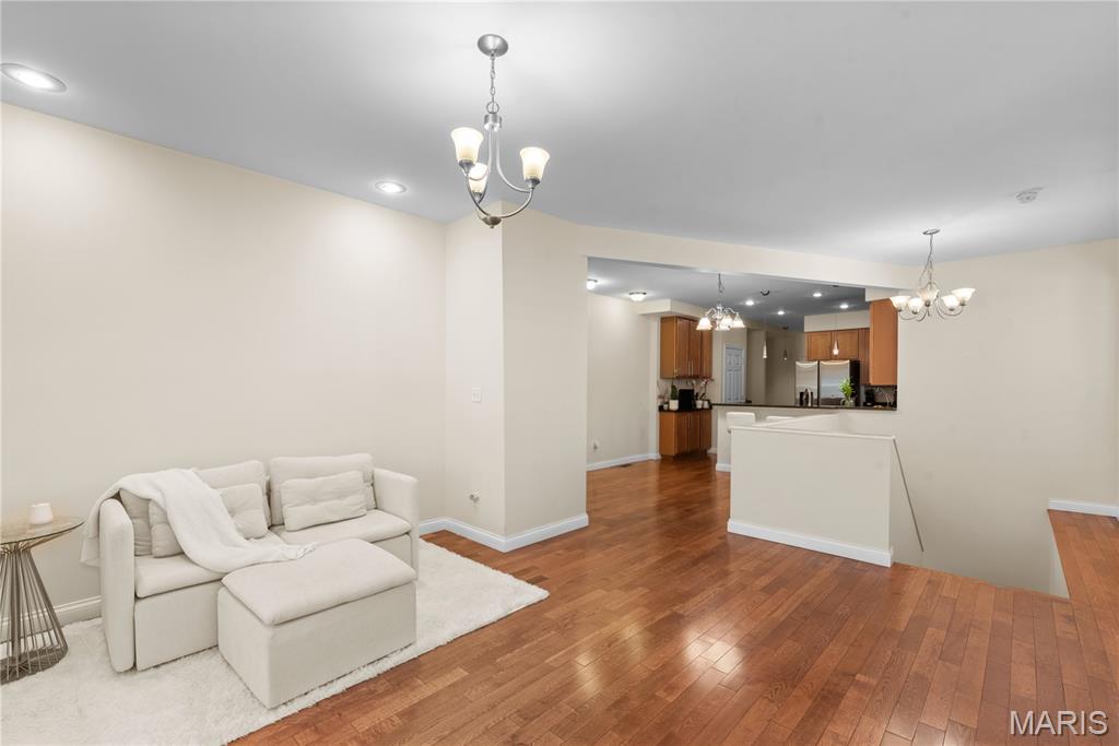 4317 Maryland Avenue Unit: 1E