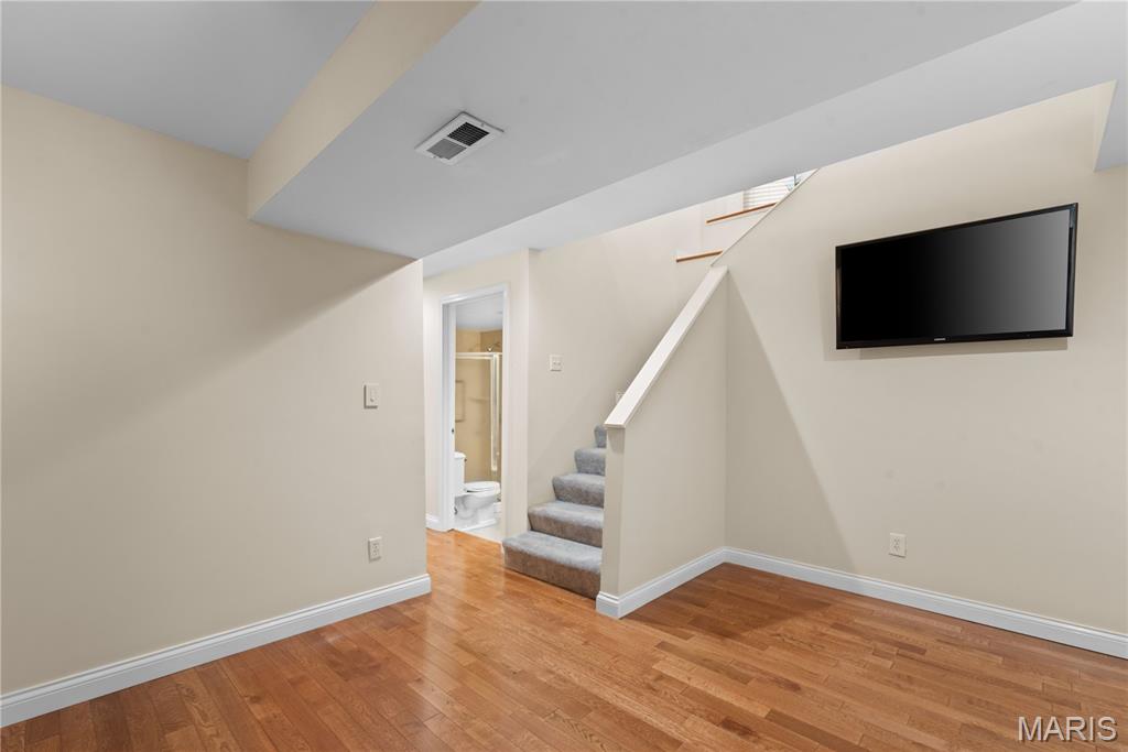 4317 Maryland Avenue Unit: 1E