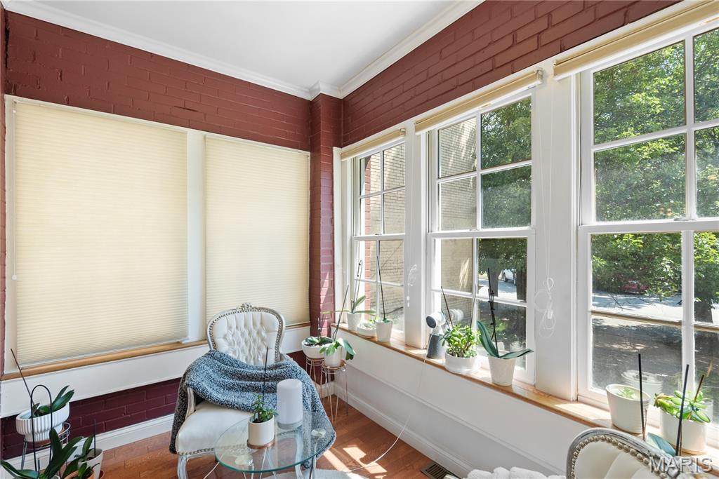 4317 Maryland Avenue Unit: 1E