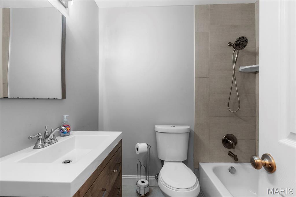 1100 King Carey Drive