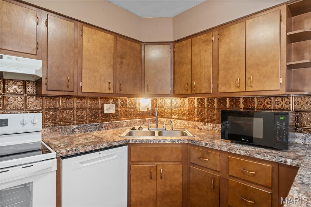 7604 Hazelcrest Drive Unit: C