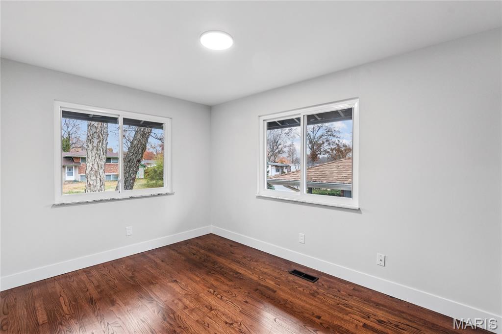 1910 Apple Blossom Court