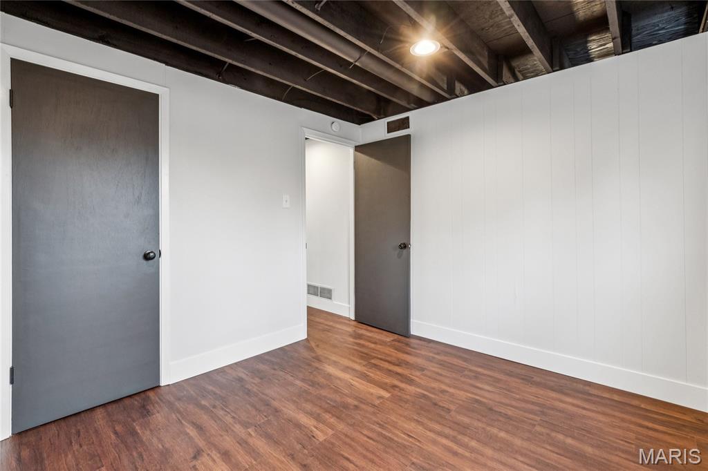 1910 Apple Blossom Court