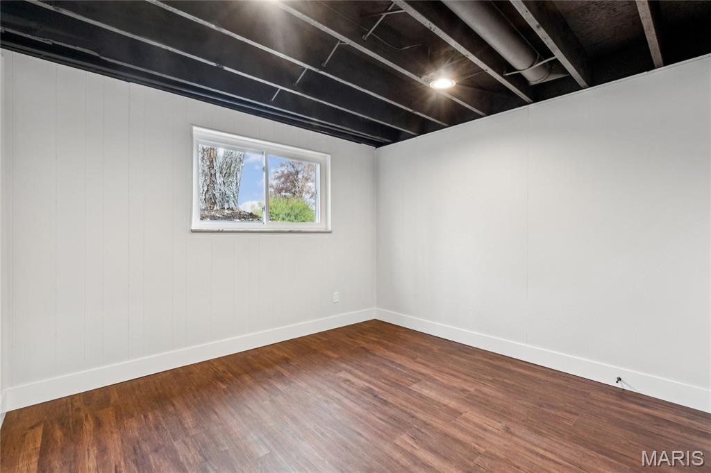 1910 Apple Blossom Court